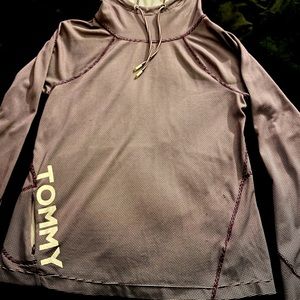 Sport sweater by Tommy H sports